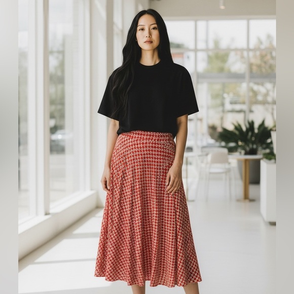 Max Studio Dresses & Skirts - Max Studio Red Patterned Maxi Skirt